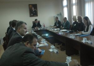 Almanlar eğitim sistemini inceliyor